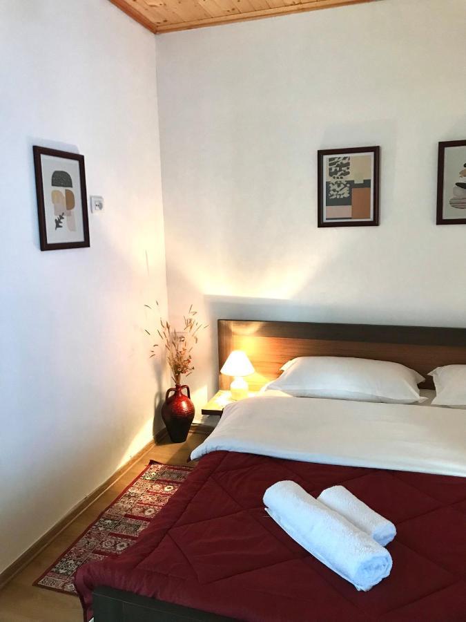 Grandpa'S Home Gjirokaster Luaran gambar