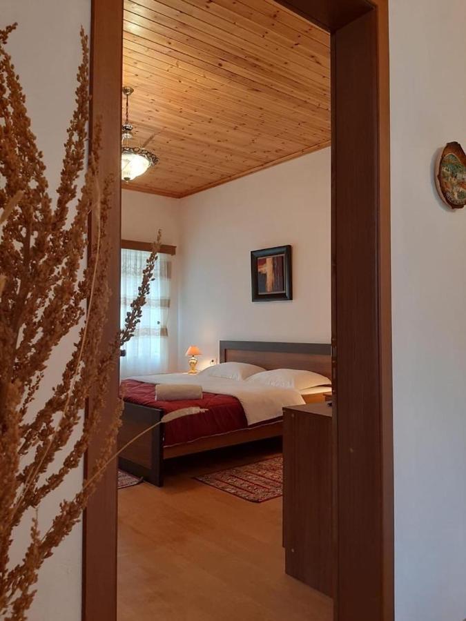 Grandpa'S Home Gjirokaster Luaran gambar